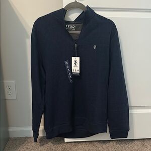 IZOD Men's Navy Sweater